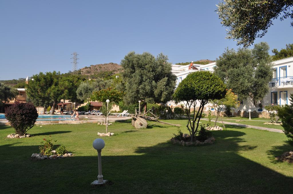 Club Mackerel Holiday Village Фоча Екстериор снимка